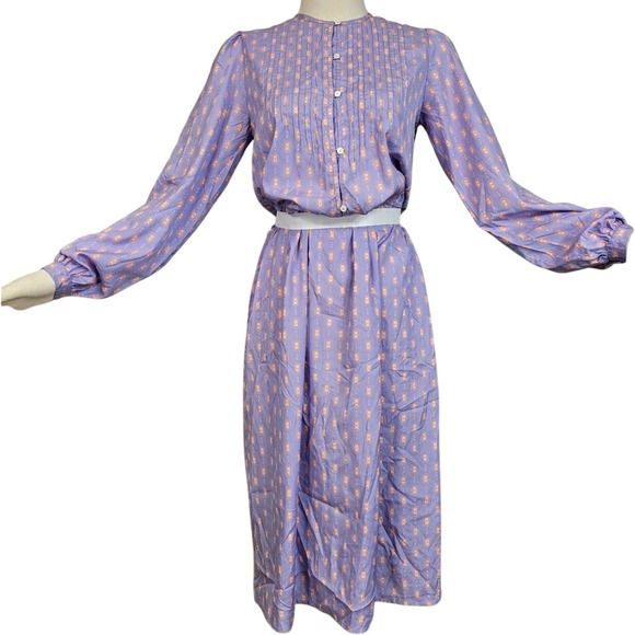 Dresses & Skirts - Vintage 1980's Dress Lilac Purple Print Long Sleeve Silky Retro Button Front